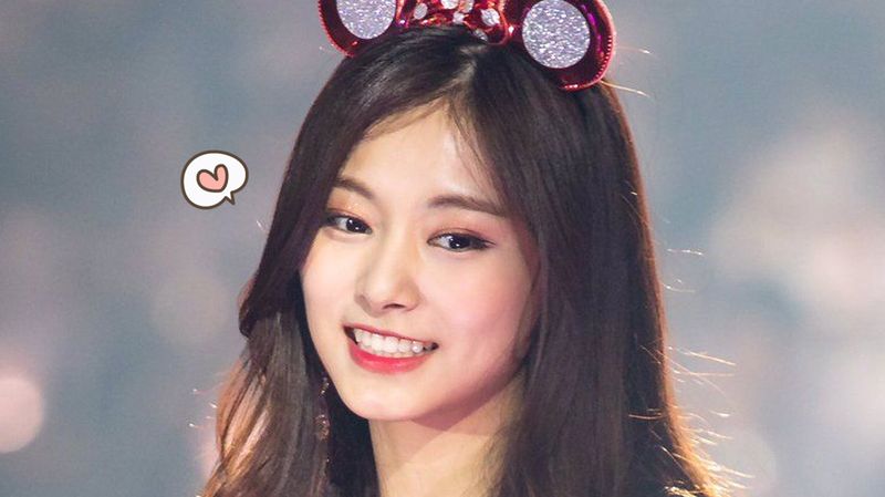 Top 10 Idola Wanita K-Pop Tercantik (2022) versi spinditty