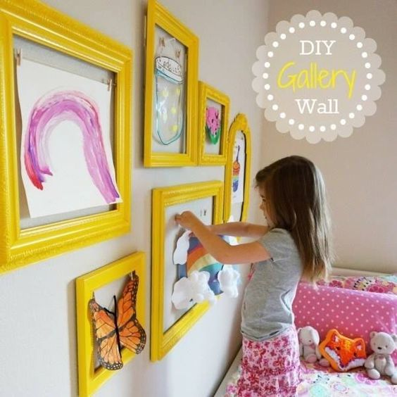 8 Ide Menyalurkan Hobi Anak yang Suka Mencorat-coret Dinding. Dijamin Bermanfaat!