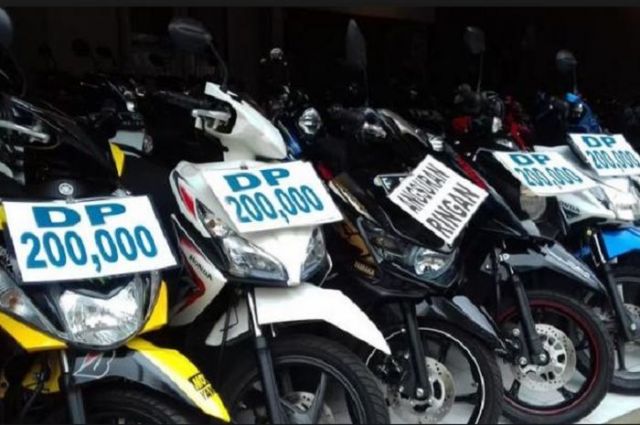 Lebih Untung Mana, Beli Motor Tunai atau Kredit? Begini Perbandingannya