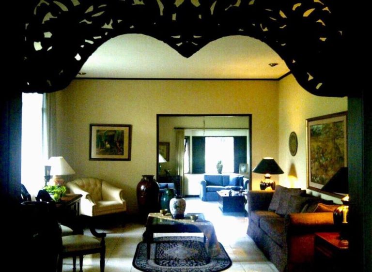 11 Rumah Artis dengan Desain Tradisional. Bikin Semakin Hangat dan Tetap Estetik