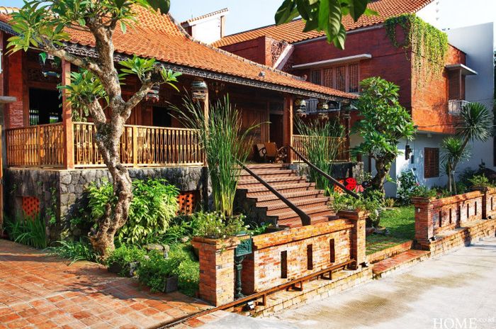 11 Rumah Artis dengan Desain Tradisional. Bikin Semakin Hangat dan Tetap Estetik