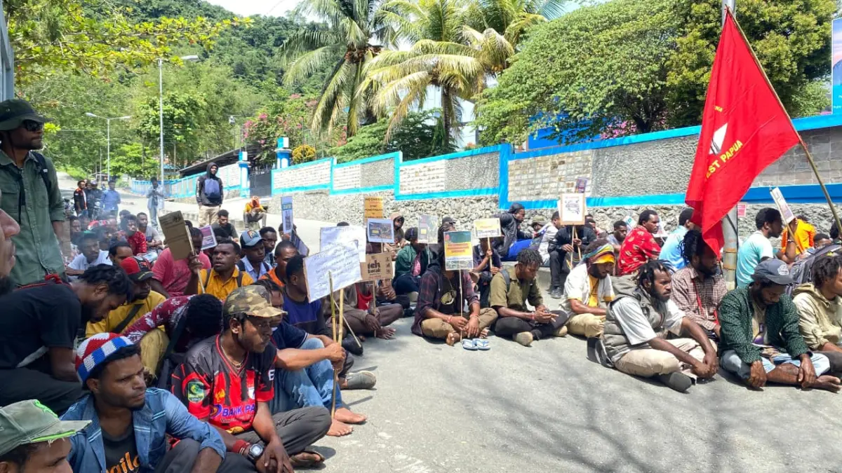 Bosan Hidup Dengan NKRI, Mahasiswa Tuntut PT Freeport Ditutup!