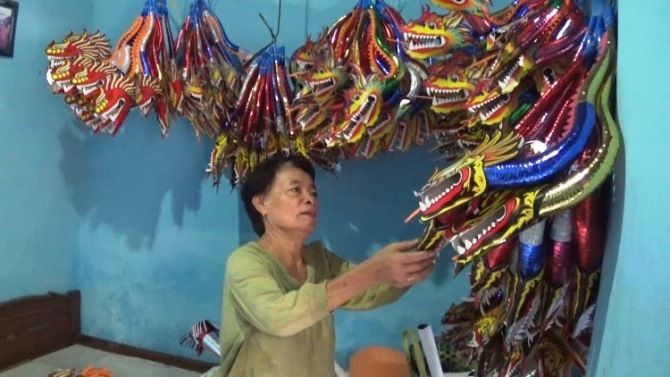 nasib-perajin-terompet-di-mojowarno-bahan-baku-naik-harga-jual-tetap