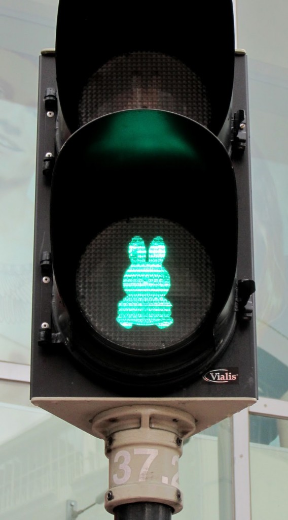 11 Desain Lampu Lalu Lintas Paling Kreatif Di Dunia
