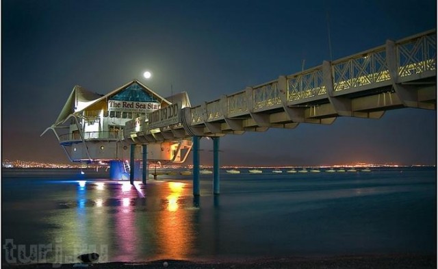 10 Cafe &amp; Restauran Terindah Dengan Design Interior 