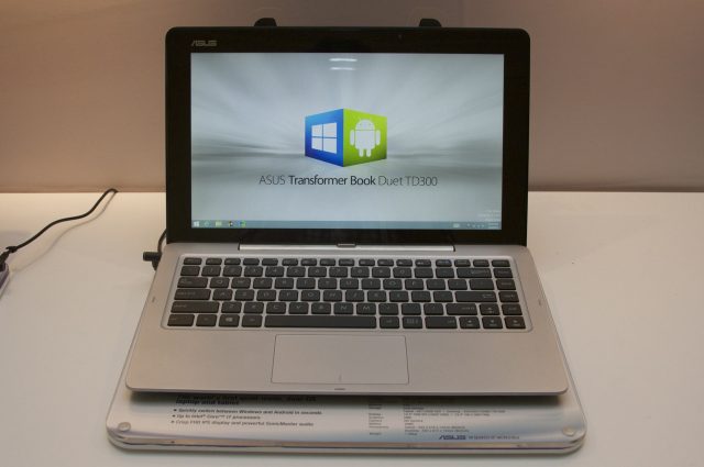 **Asus Awali Hybrid OS Dgn Merilis Tablet Dual OS System (Windows 8.1 + Android)**