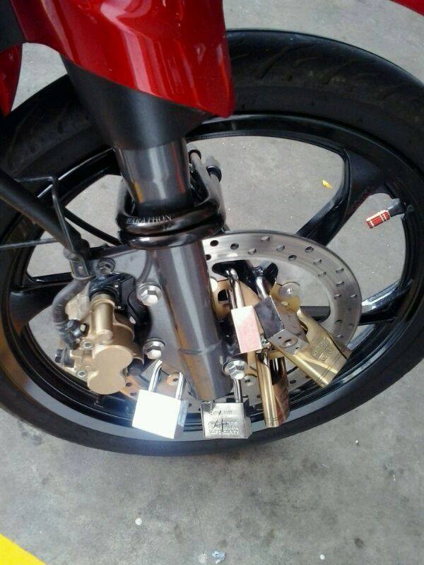 Awas Maling Motor gan sis! Lakukan hal sederhana ini