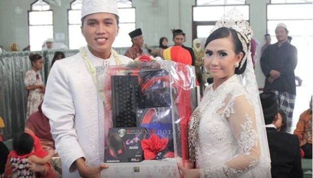 Tak disangka, 5 sejoli ini temukan cinta lewat game