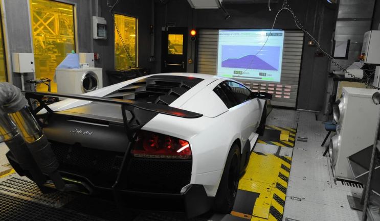 15 Foto di balik proses pembuatan mobil Lamborghini