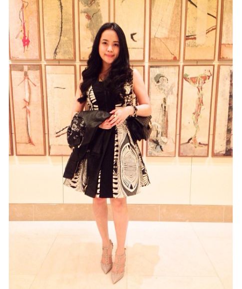 WOW! 10 Pesona Shela Sadewi, putri wakil ketua MPR yang bikin cowok meleleh