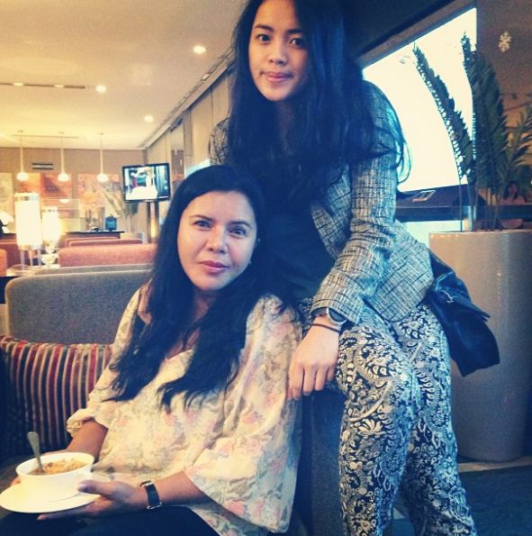 WOW! 10 Pesona Shela Sadewi, putri wakil ketua MPR yang bikin cowok meleleh