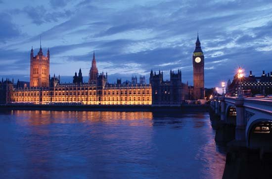Mengenal Dewan Rakyat UK, Hal Ini Mungkin Bisa Diterapkan Di DPR Kita