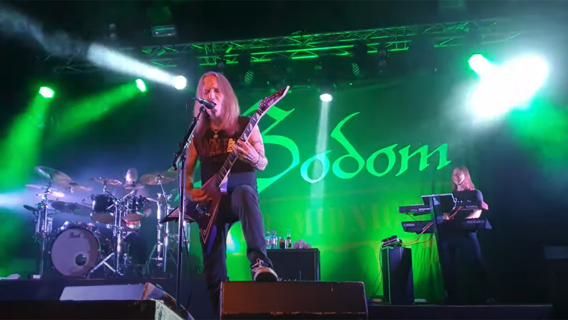 KISAH HIDUP : Markku Uula Aleksi Laiho, Rocker Yang Tumbang Melawan Alkohol!