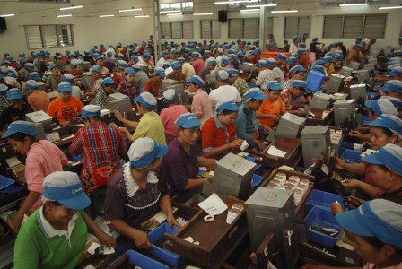 jokowi-tiga-kali-tolak-kontrak-politik-dengan-buruh