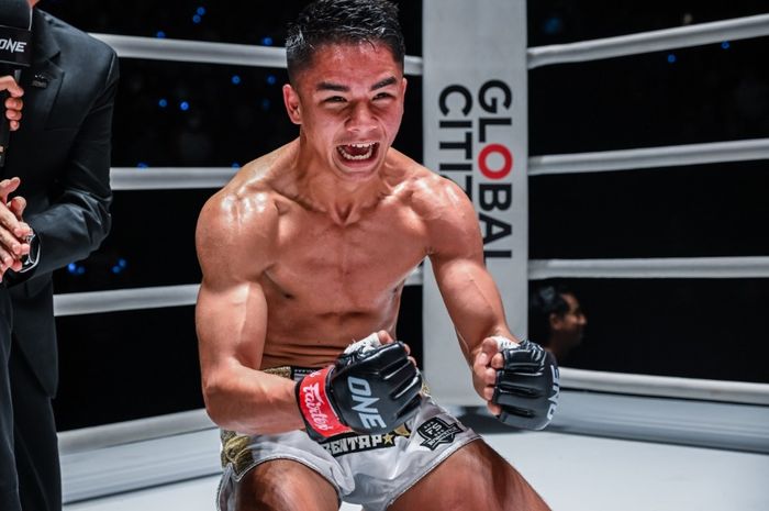 sean-climaco-cedera-johan-ghazali-hadapi-debutan-myanmar-di-one-friday-fights-141