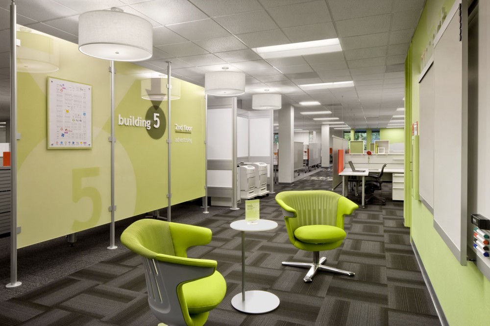 &#91;SHARE&#93; Dekorasi Kantor Adobe 