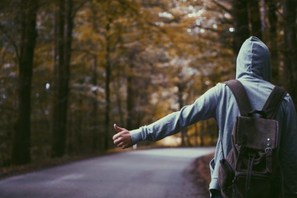 Hal Mengejutkan yang Ternyata Dipikirkan Introvert Saat Solo Traveling