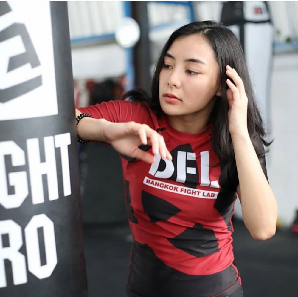 Women Fighter MMA, 10 Potret Rika Ishige Yang Makin Cantik 