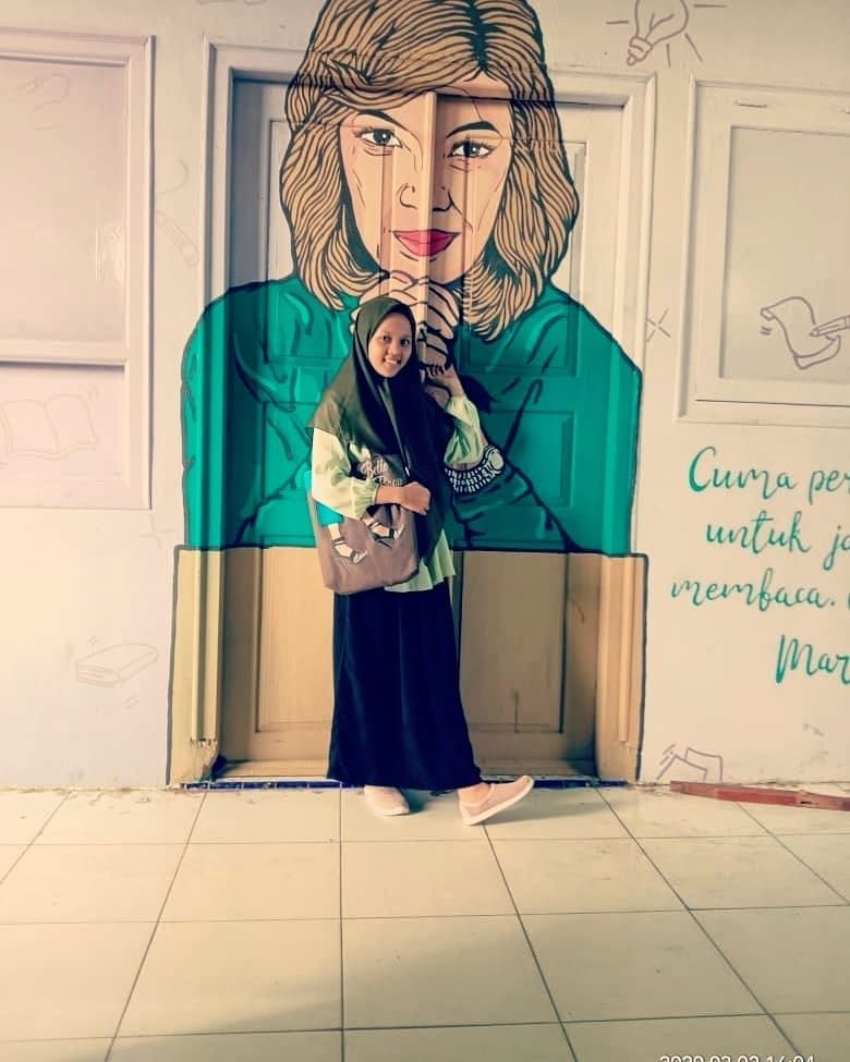 10 Lukisan & Gambar Kartun Netizen Untuk Najwa Shihab, Keren Nih!