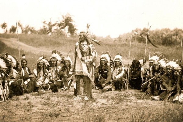 Fakta Sejarah: 5 Suku di Dunia Ini Tersingkir Akibat Invasi dari Eropa