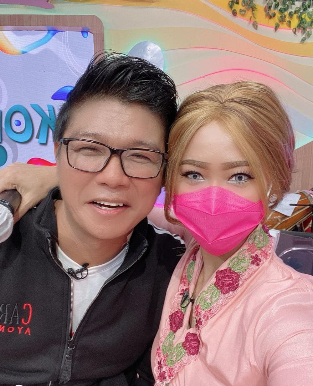 Bingung Karyanya Apa? 5 Artis Ini Mendapat Julukan Si Raja Settingan