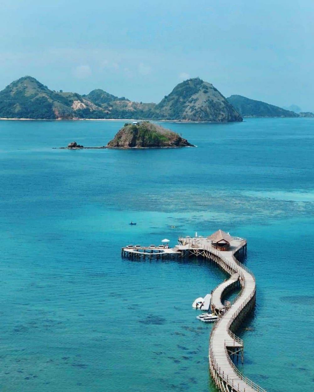9 Potret Pantai Waecicu, Surga Bahari di Labuan Bajo yang Memukau