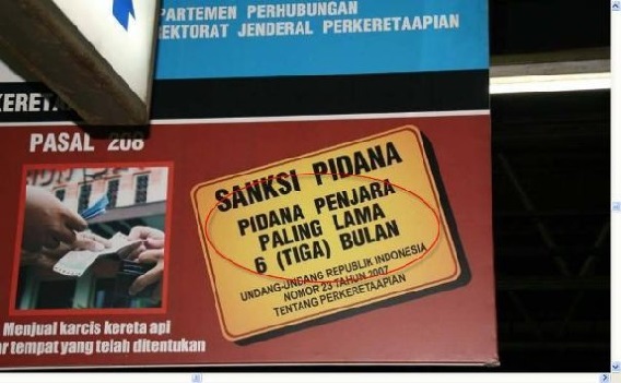 50 Foto Ini Akan Mengingatkanmu Betapa Lucunya Orang Indonesia