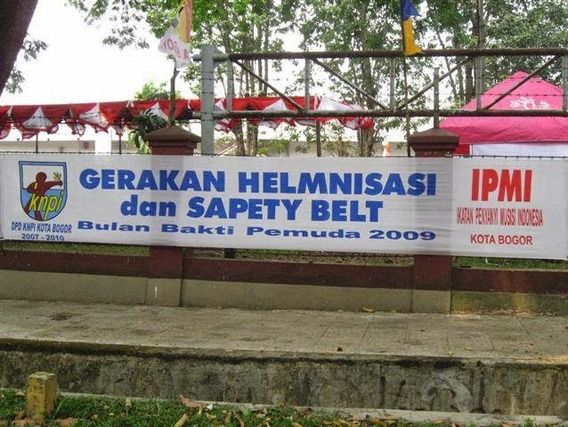 Kamu Pasti Tertawa Jika Melihat 23 Momen Orang Indonesia Gagal Berbahasa Inggris Ini