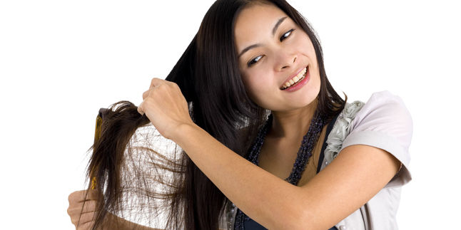 7 Kegiatan Sederhana yang Ternyata Mengancam Kesehatan Rambut
