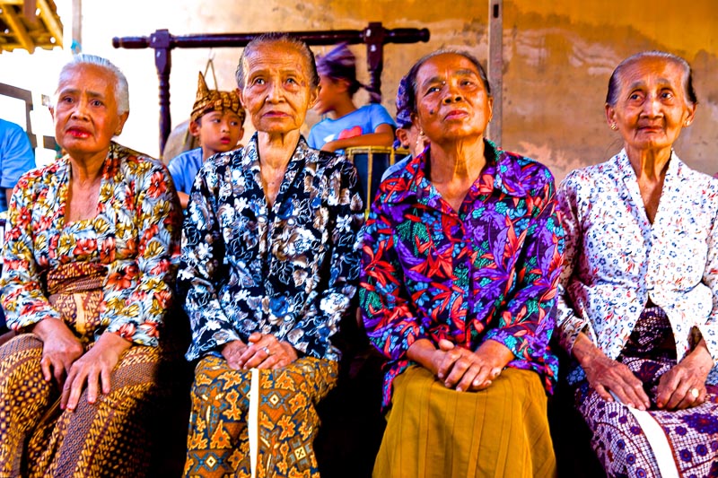 11 Filosofi Orang Jawa yang Bisa Buat Hidup Lebih Bahagia