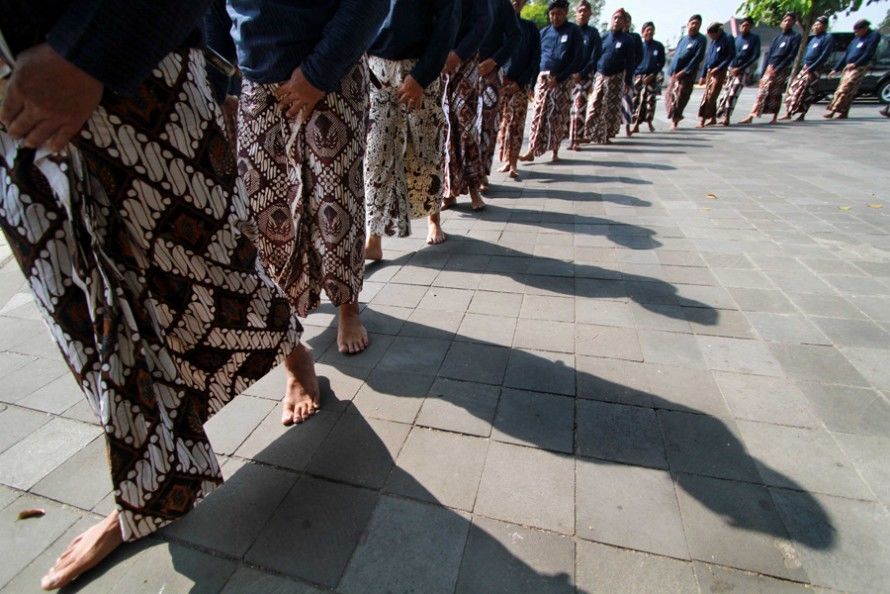 11 Filosofi Orang Jawa yang Bisa Buat Hidup Lebih Bahagia