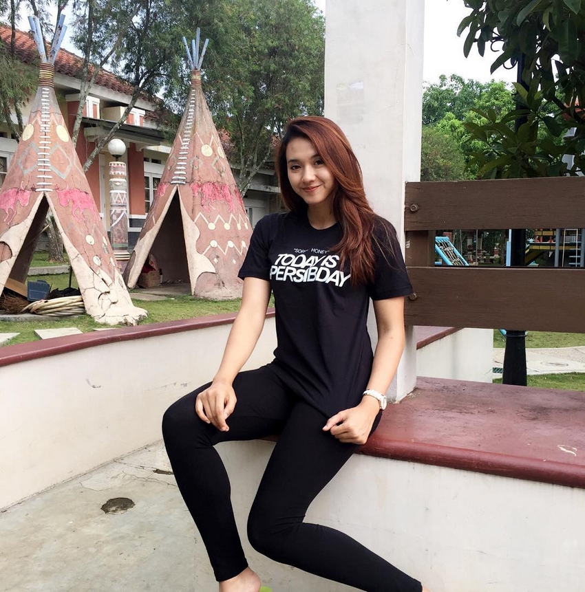 7 Pemain Voli Putri Indonesia yang Cantiknya Siap Men-smash Hatimu!
