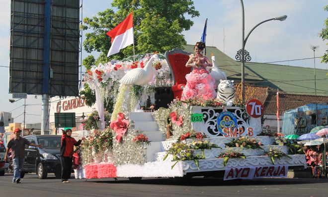 10 Suasana Khas yang Pasti Kamu Rasakan Menjelang 17 Agustus