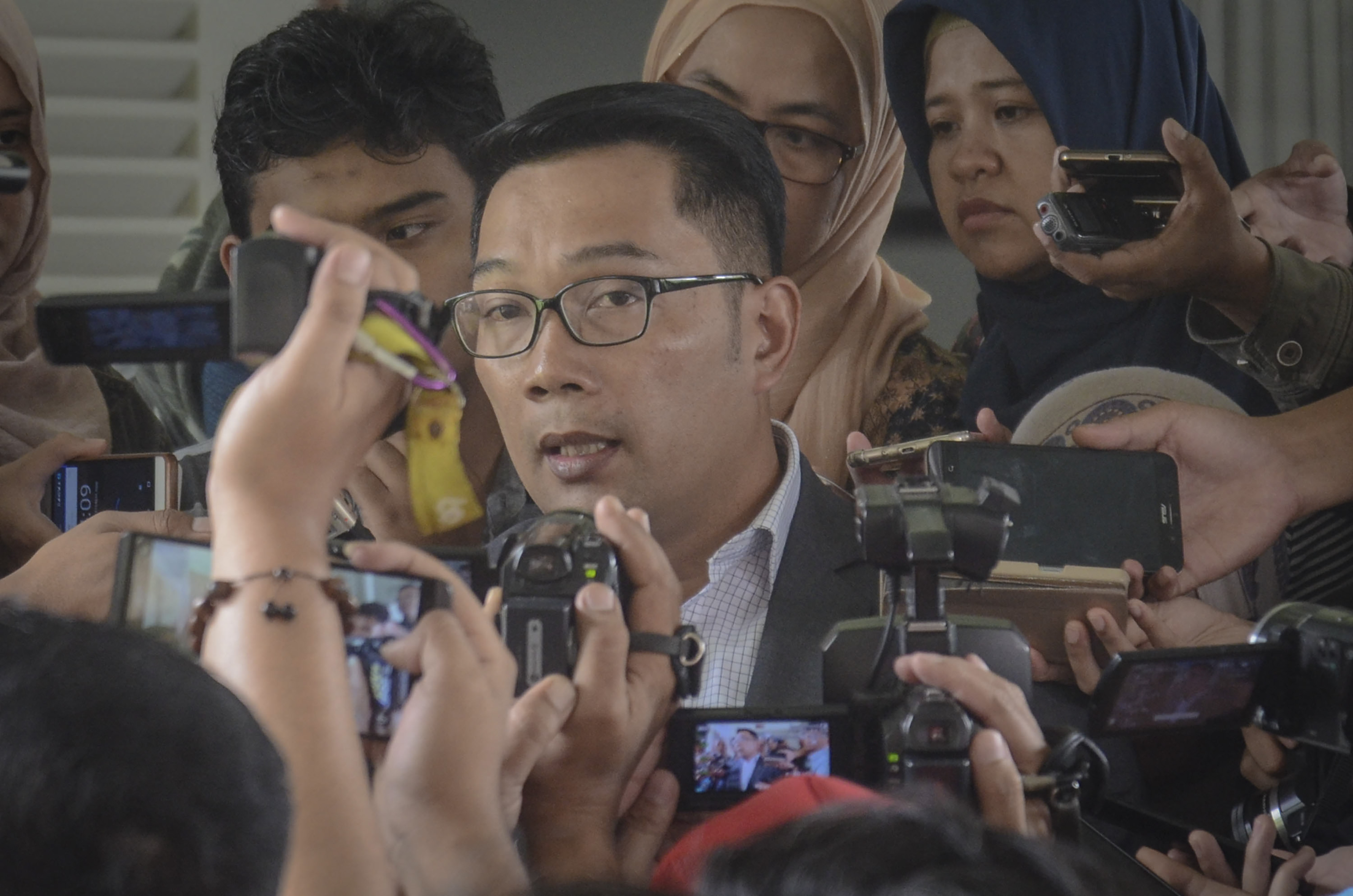 Sahroni Komisi III Kritik Ridwan Kamil Salahkan Mahfud MD soal Rizieq