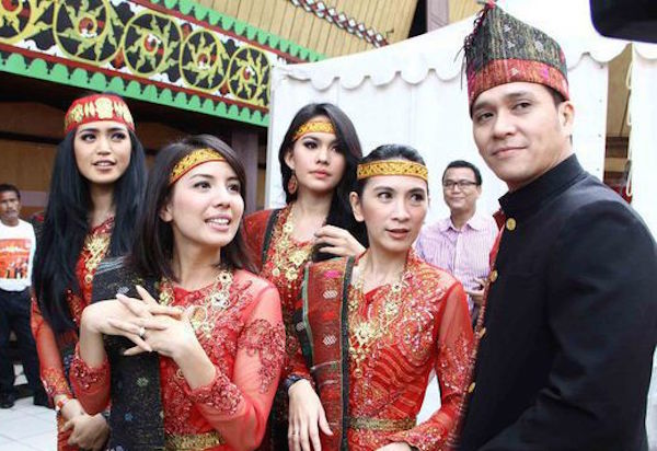 9 Alasan Kenapa Kedudukan Marga Sangat Penting bagi Orang Batak