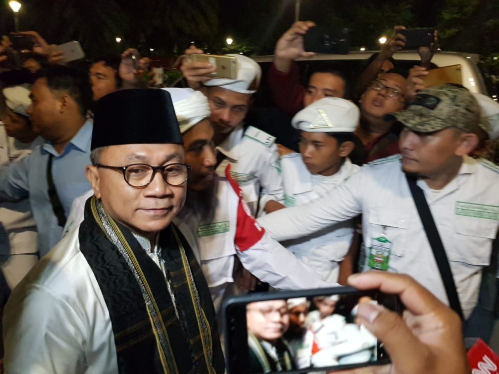 Dibacakan dengan Takbir dan Air Mata, Ini Isi Puisi Neno Warisman