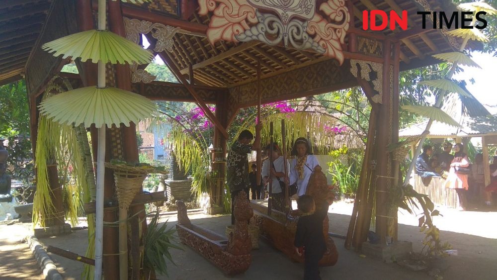 Mengenal Dewi Kanti, Penghayat Sunda Wiwitan di Komnas Perempuan