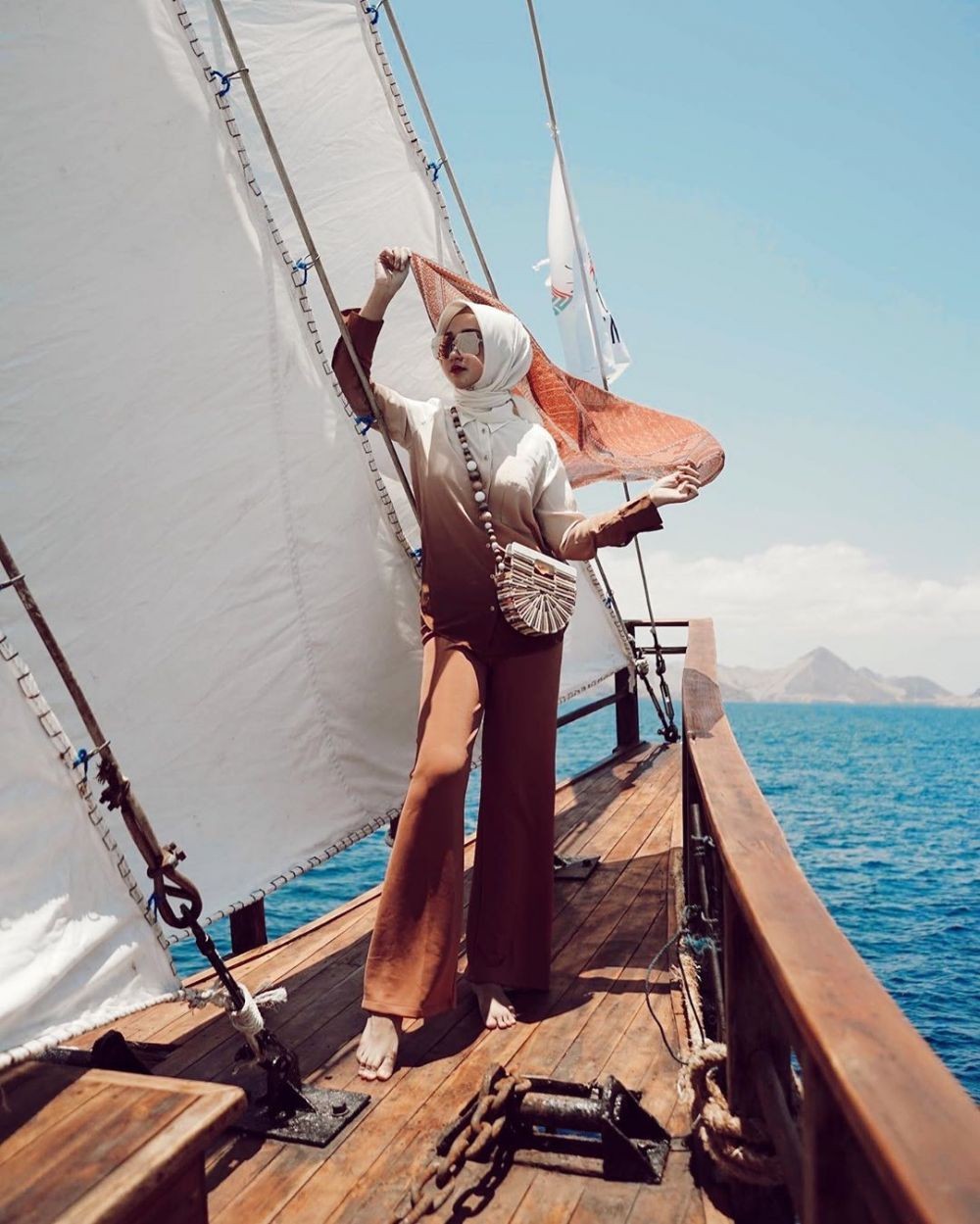 5 Destinasi Wisata di Labuan Bajo ala Dian Pelangi yang Serba Menawan