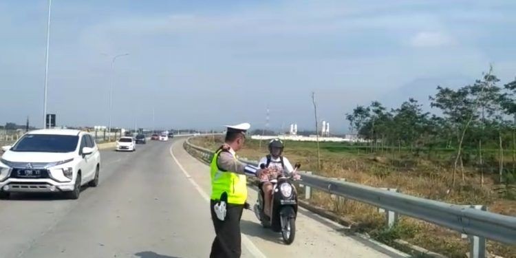 Gara-gara GPS 10 Orang Ini Kena Sial, Ada yang Sampai Masuk ke Jurang