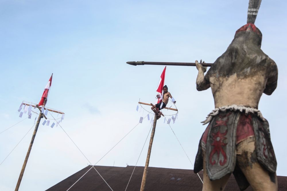 Agama atau Keyakinan, Polemik Aliran Kaharingan