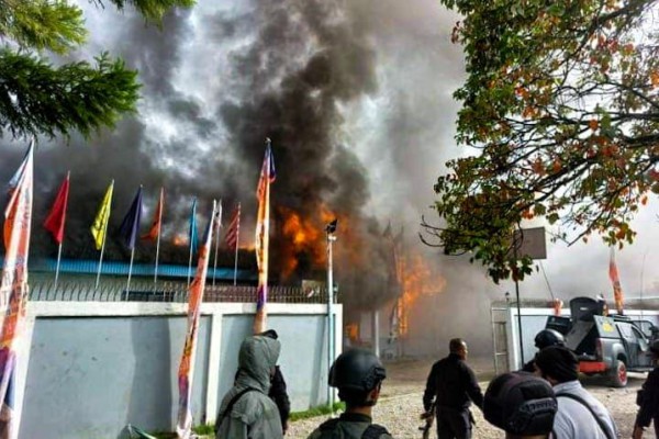 kantor-kpu-papua-pegunungan-dibakar-81-orang-ditangkap