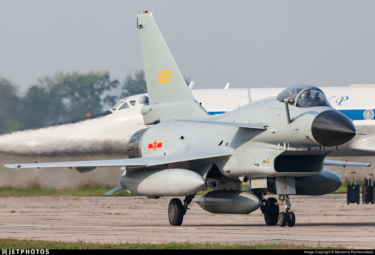 Chengdu J-10 | Kisah Anak Haram yang Tidak Diakui Oleh F-16 Fighting Falcon