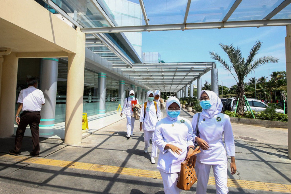 Pemerintah Diminta Melindungi Warga dari Korona