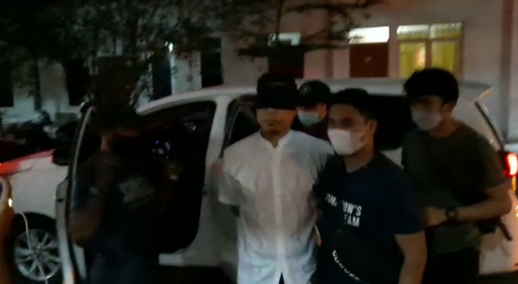 Tangkap Munarman Terkait Terorisme, Densus Diyakini Punya Bukti Kuat