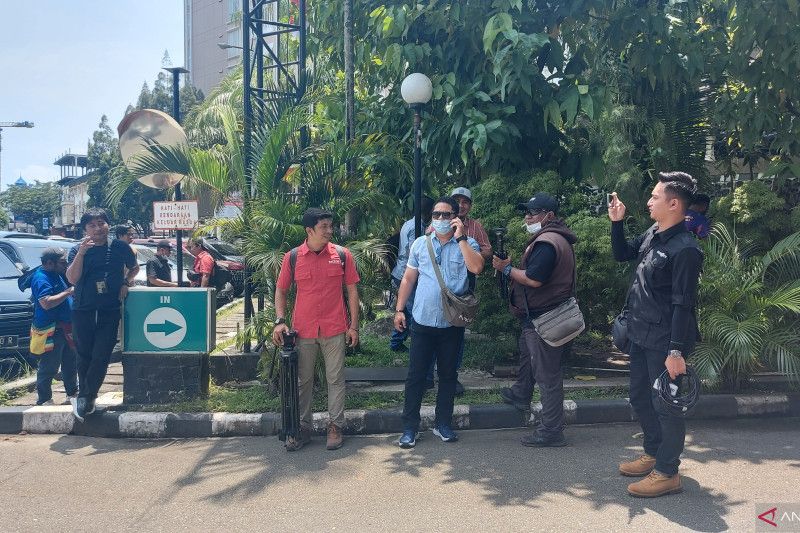 Kuasa Hukum Ajak Media Bertemu Lukas Enembe di Kediamannya
