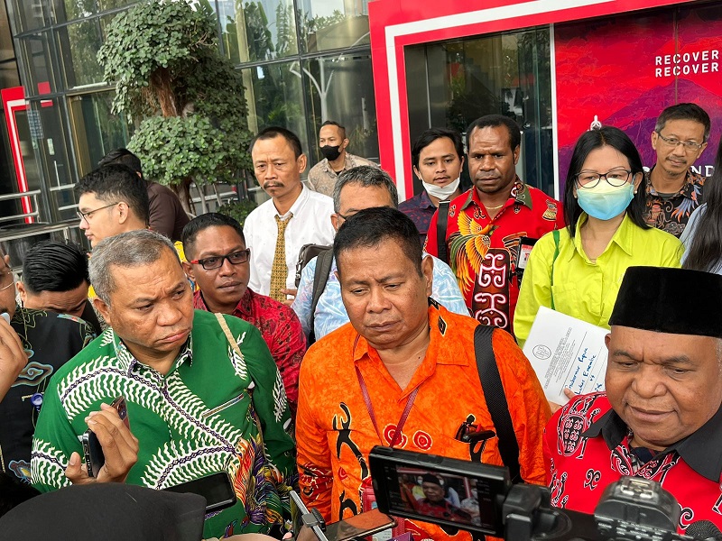 Pengacara: Kasus Lukas Enembe Harus Diselesaikan dengan Adat Papua