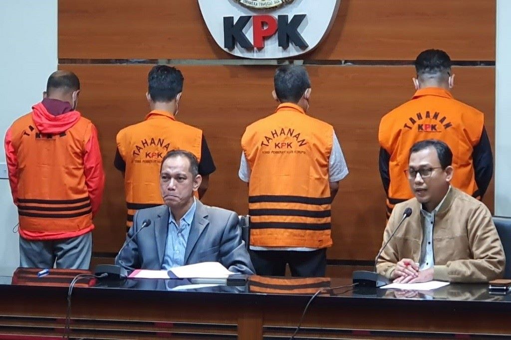 Gagal Lebaran Gegara Minta Suap Bermodus THR