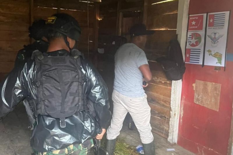 berencana-kibarkan-bintang-kejora-7-anggota-komite-nasional-papua-barat-ditangkap