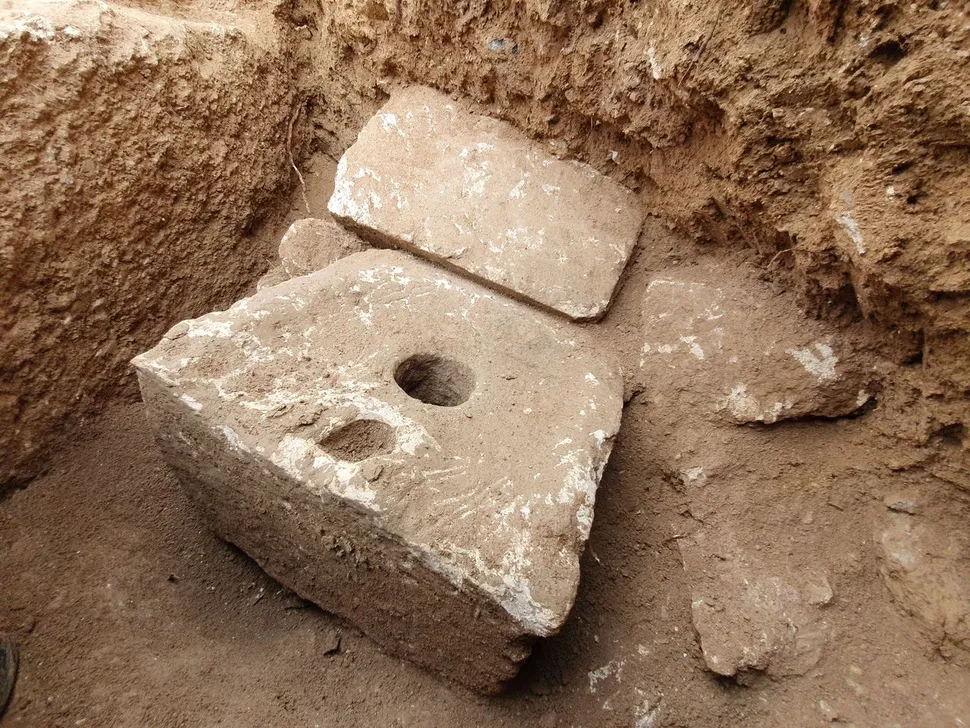 toilet-mewah-berusia-2700-ditemukan-di-yerusalem
