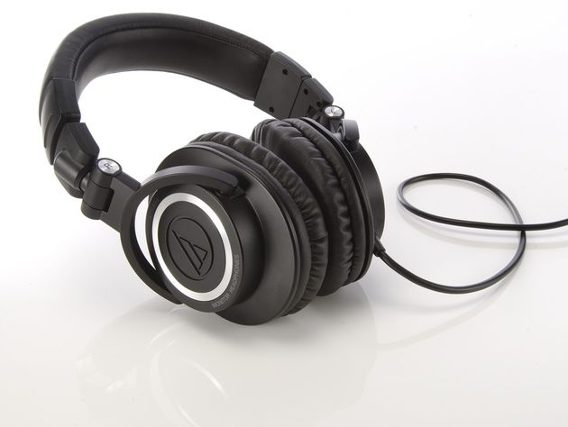 Pengenalan Audio &quot;HEAR&quot; Headphone Earphone (Cetakan Kedua)